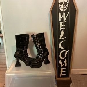 Demonia Witch 127 boots / black / W sz 11